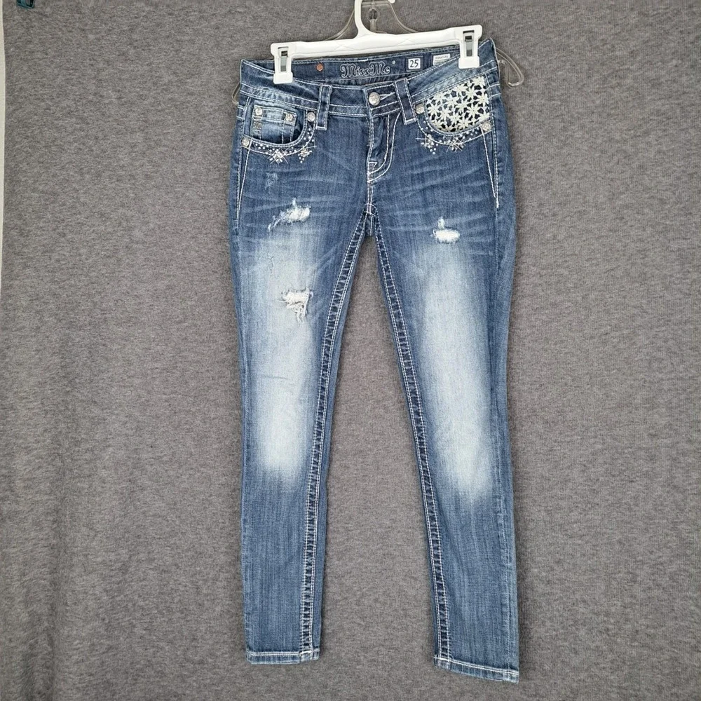 Miss Me Signature Cuffed Skinny Crochet Rhinestone Distressed Jeans Women's 25